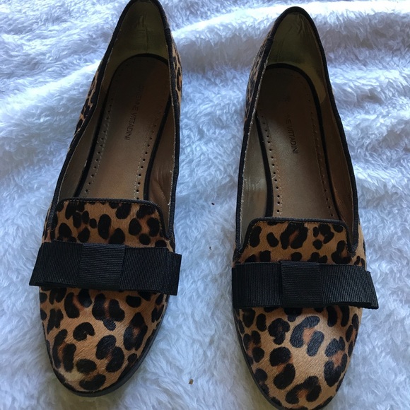 Adrienne Vittadini Shoes - Leopard print w/grosgrain bow hairlike material